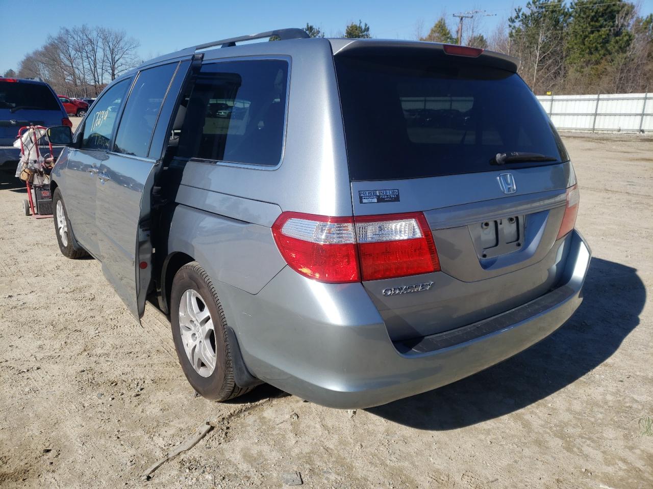 Photo 3 from auction – 2007 HONDA ODYSSEY EX with VIN 5FNRL38767B045246