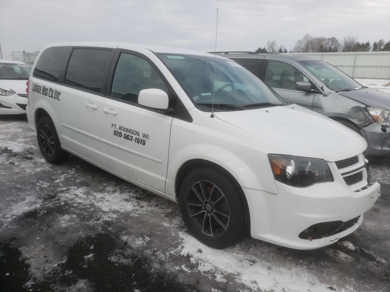 DODGE GRAND CARA 2017 with VIN 2C4RDGEGXHR619474 - Photo from auction