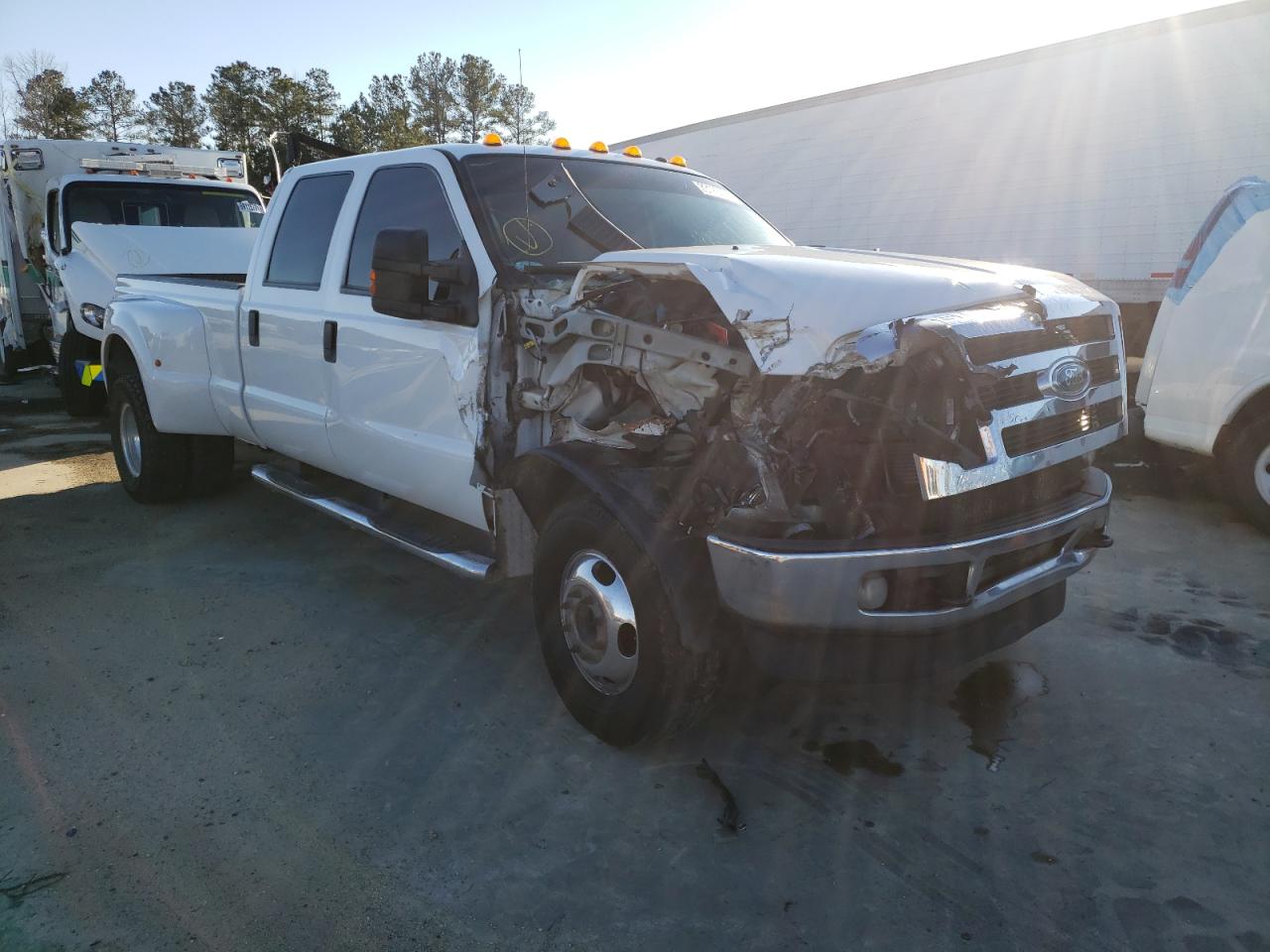Photo 1 from auction – 2008 FORD F350 SUPER with VIN 1FTWW33R88ED02400