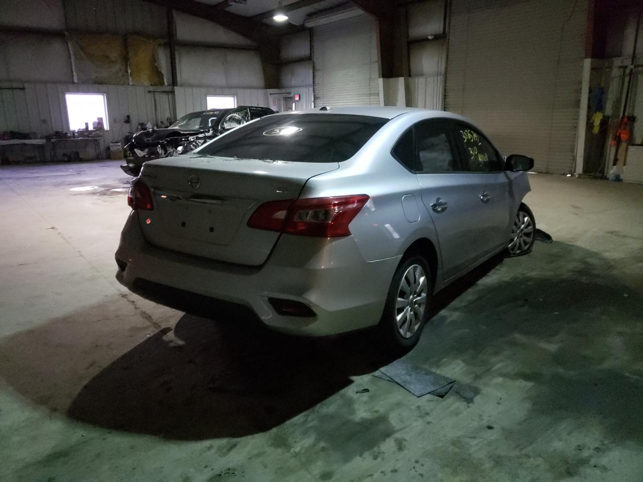 Photo 4 from auction – 2016 NISSAN SENTRA S with VIN 3N1AB7AP6GL636537