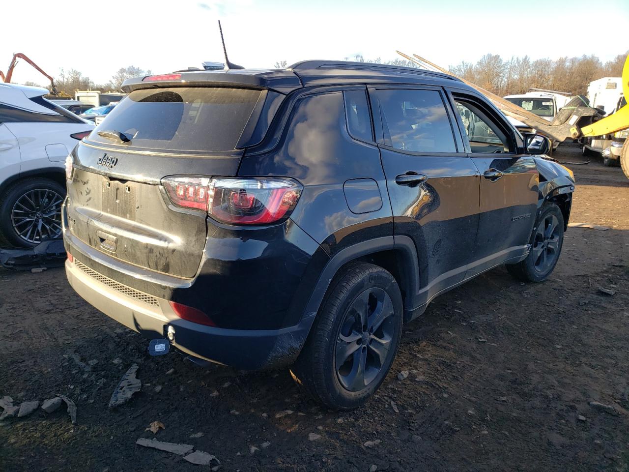 Photo 4 from auction – 2021 JEEP COMPASS LA with VIN 3C4NJDBB7MT526059