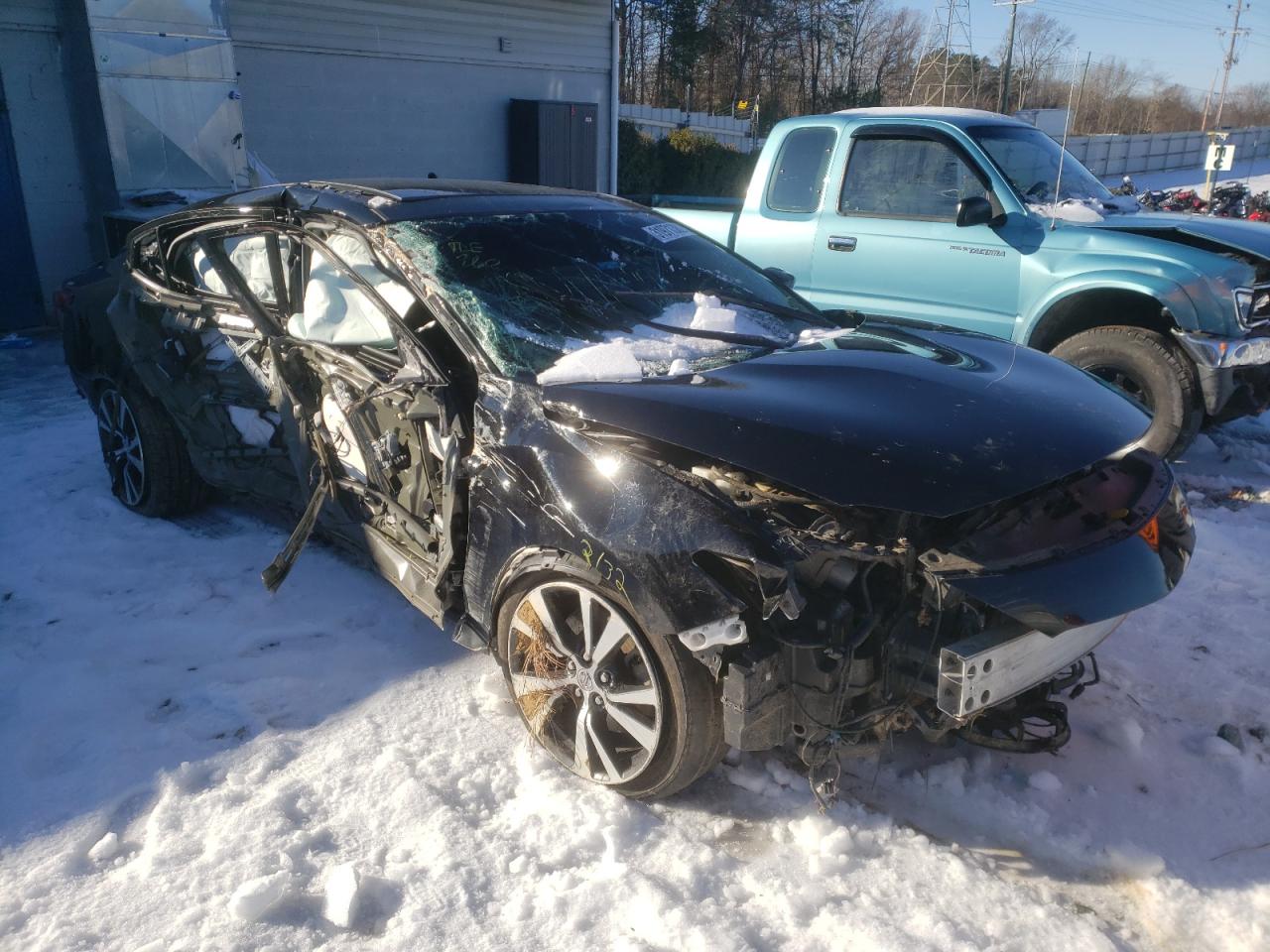 NISSAN MAXIMA 3.5 2017 with VIN 1N4AA6AP3HC422845 - Photo from auction