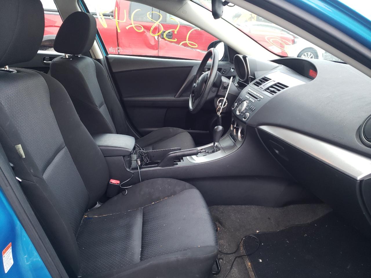 Photo 5 from auction – 2010 MAZDA 3 I with VIN JM1BL1SF3A1220770