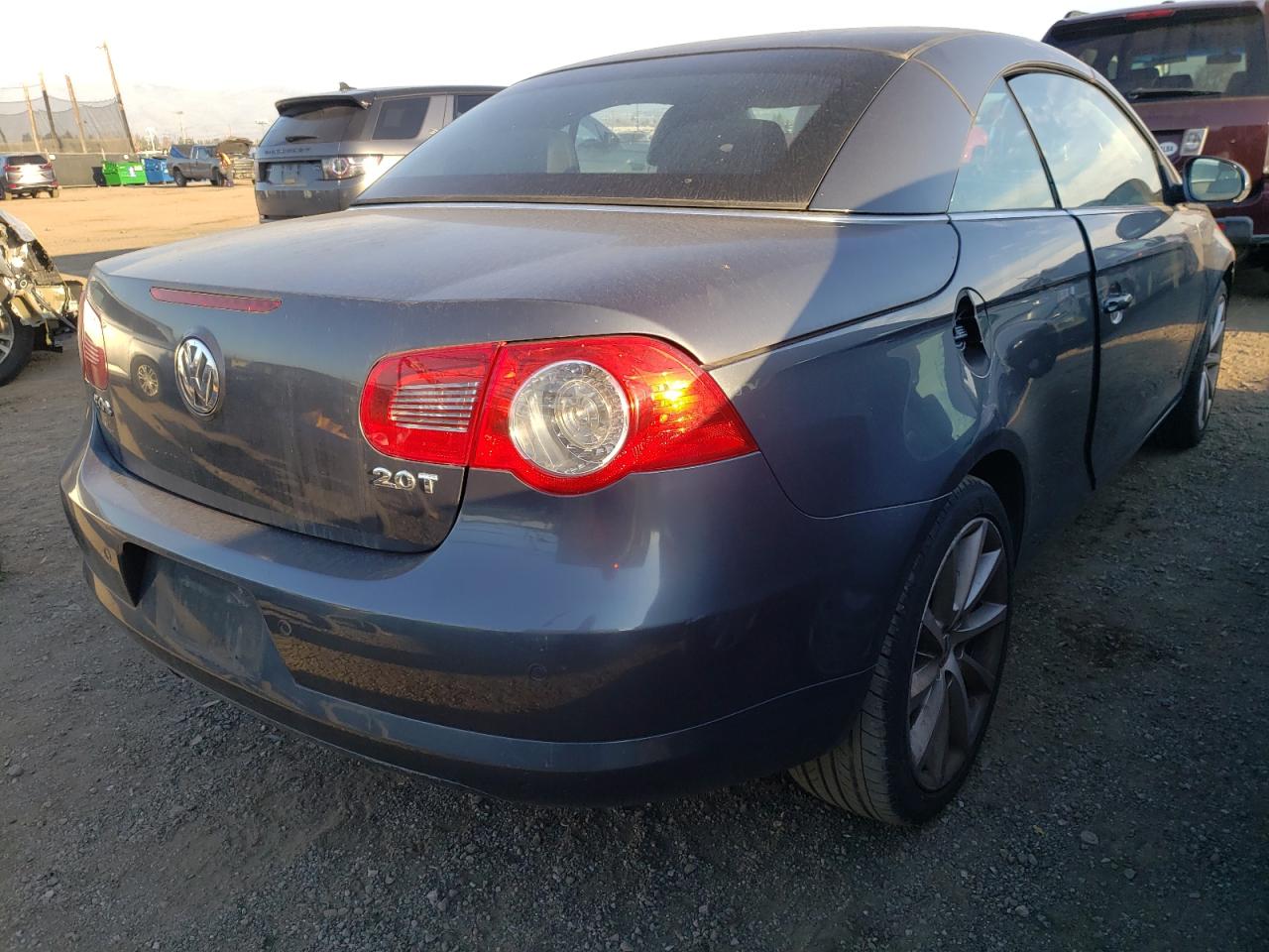 Photo 4 from auction – 2007 VOLKSWAGEN EOS 2.0T S with VIN WVWDA71F87V010900
