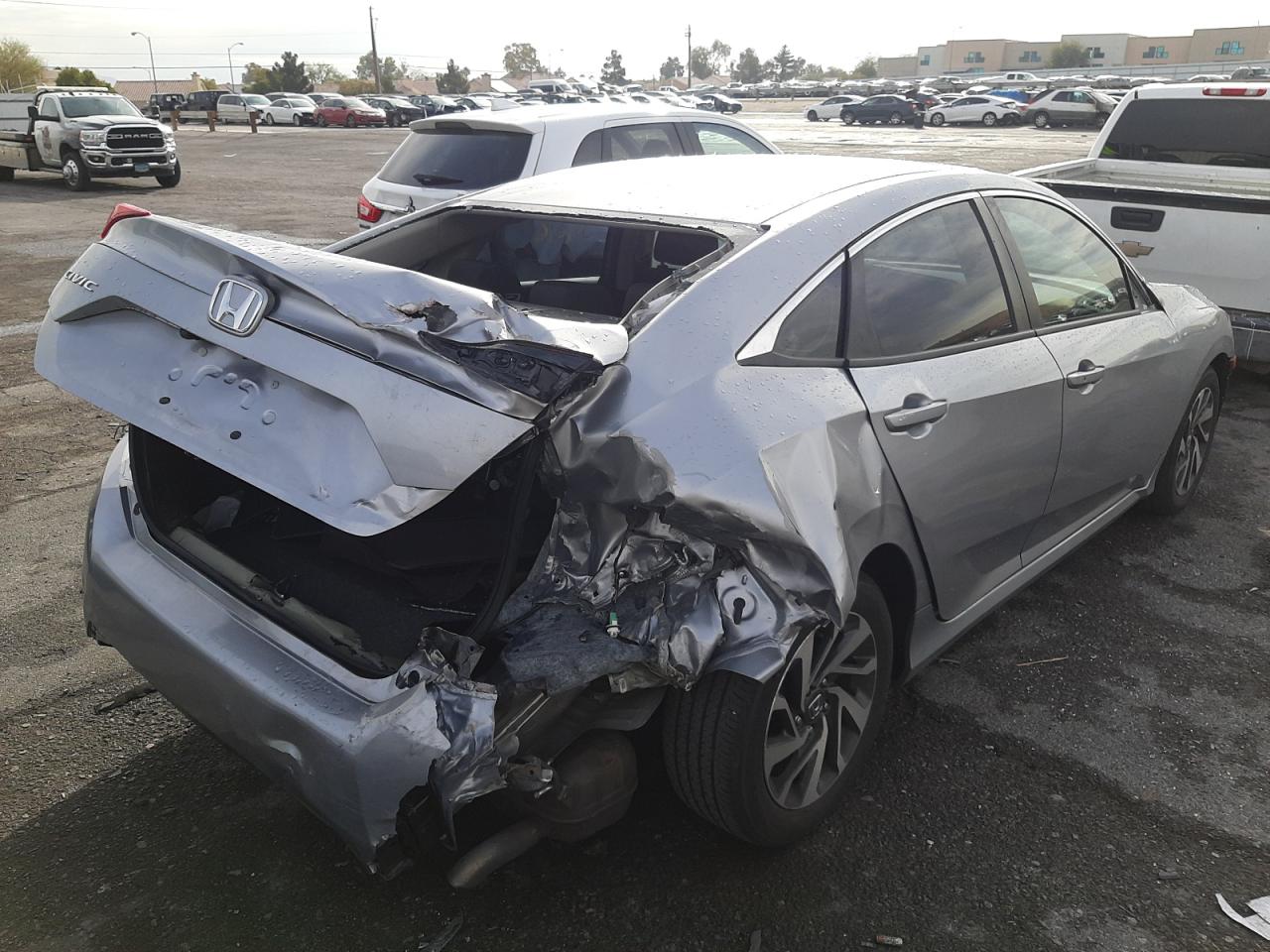 Photo 4 from auction – 2016 HONDA CIVIC EX with VIN 19XFC2F71GE072621