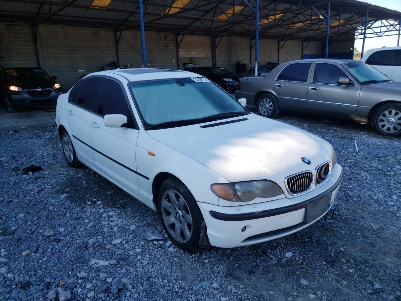 BMW 325 I 2005 with VIN WBAEV33475KW18920 - Photo from auction