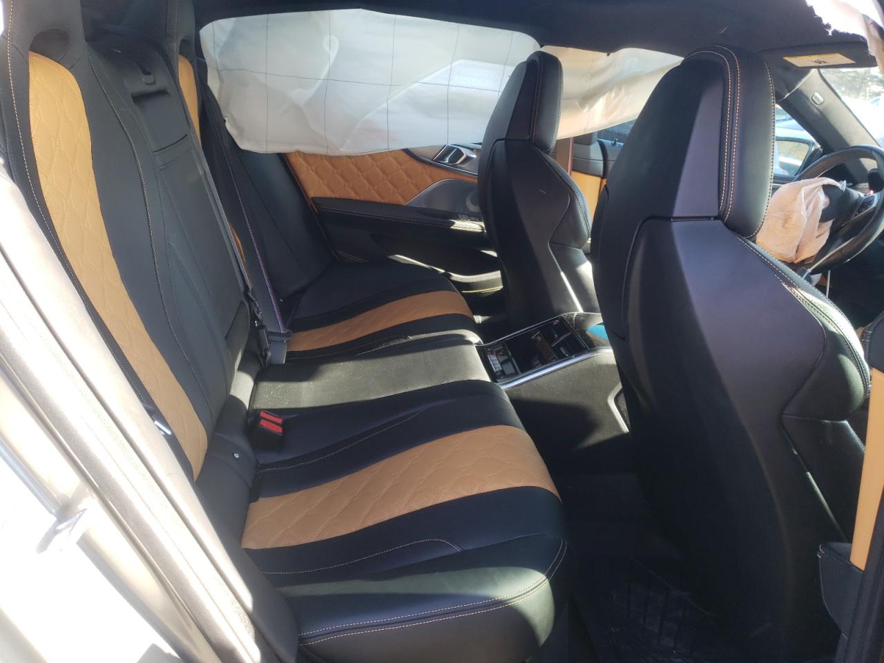 Photo 6 from auction – 2021 BMW M8 with VIN WBSGV0C02MCF63742