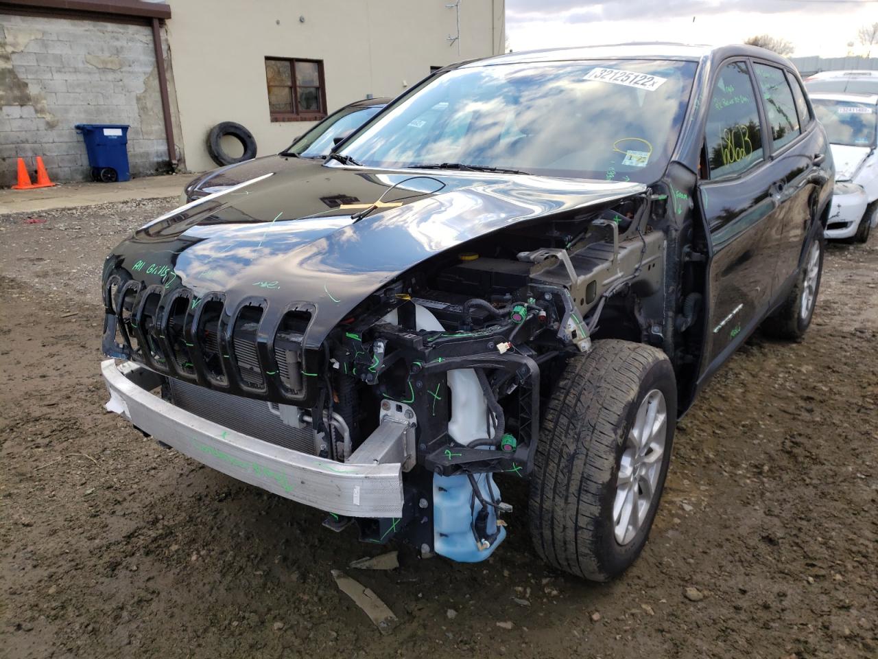 Photo 2 from auction – 2017 JEEP CHEROKEE S with VIN 1C4PJMAS3HD215802