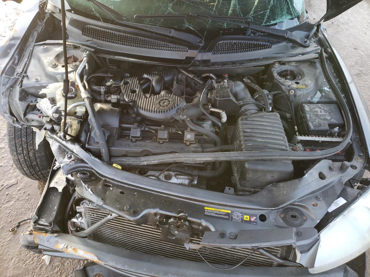 Photo 7 from auction – 2005 DODGE STRATUS SX with VIN 1B3EL46R35N605569