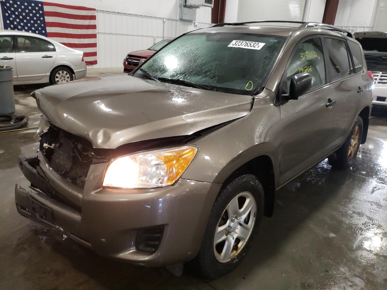 Photo 2 from auction – 2009 TOYOTA RAV4 with VIN JTMBF33V295017169