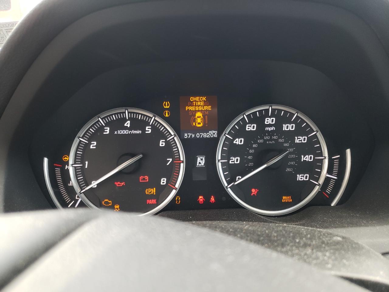 Photo 8 from auction – 2015 ACURA TLX with VIN 19UUB1F35FA015374