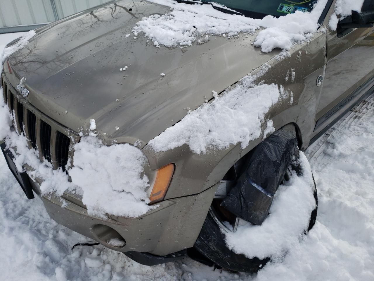 Photo 9 from auction – 2005 JEEP GRAND CHER with VIN 1J4GR48K55C603382