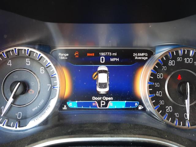 Photo 8 from auction – 2015 CHRYSLER 200 C with VIN 1C3CCCCG9FN524374