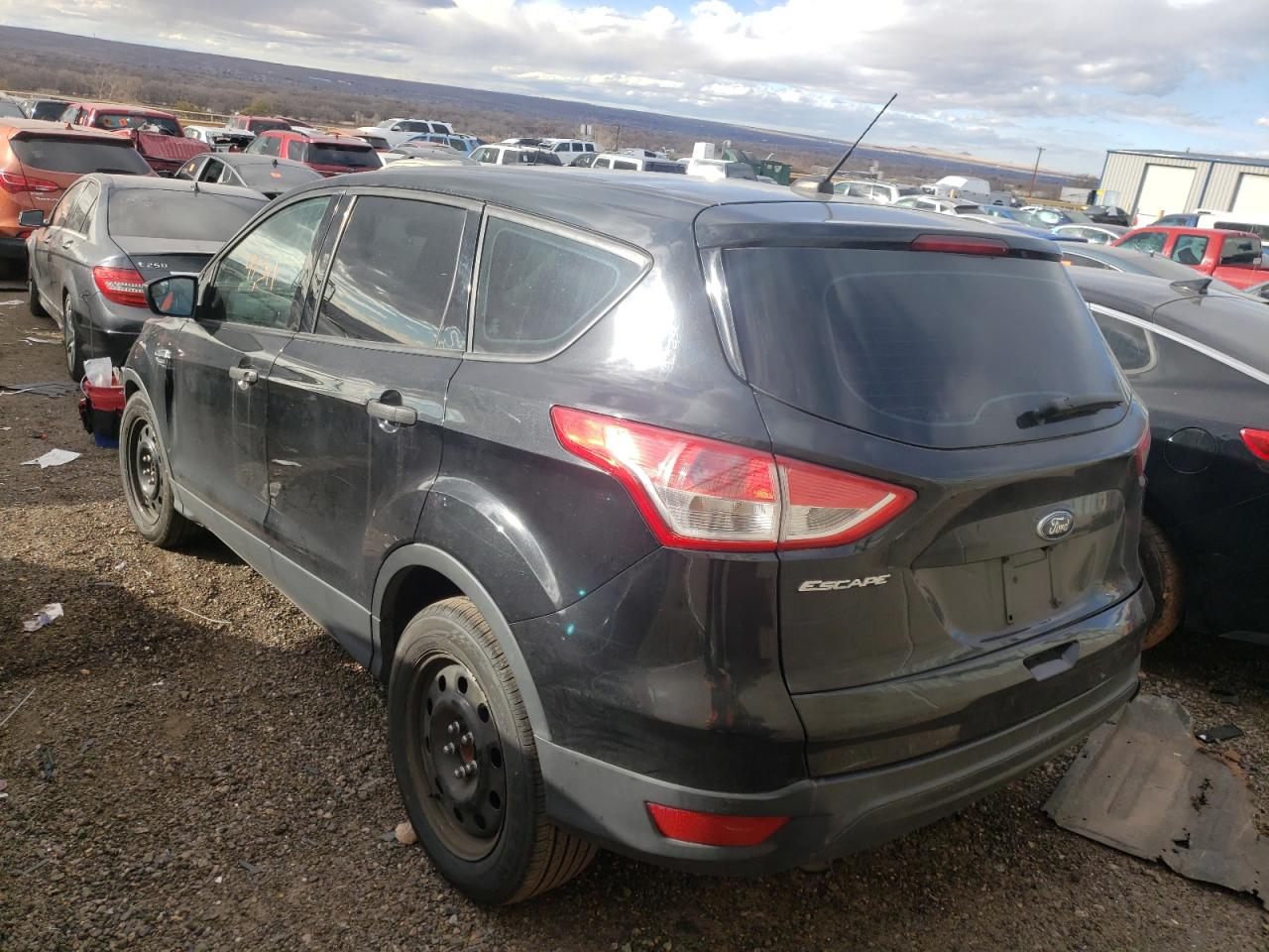 Photo 3 from auction – 2015 FORD ESCAPE S with VIN 1FMCU0F73FUA94331