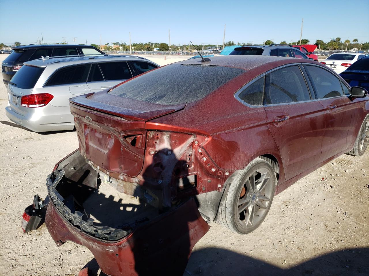 Photo 4 from auction – 2014 FORD FUSION TIT with VIN 3FA6P0K91ER167854