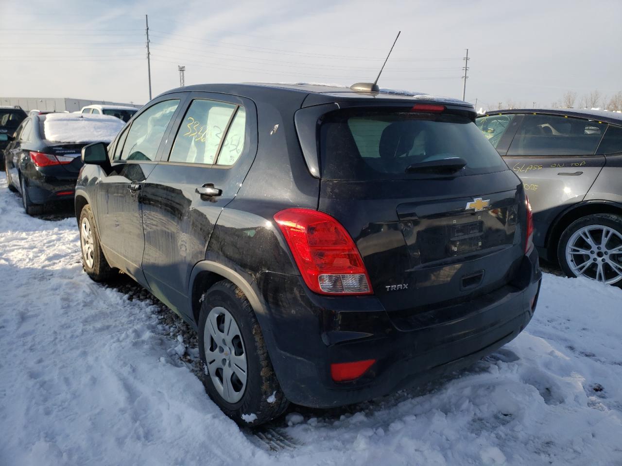Photo 3 from auction – 2017 CHEVROLET TRAX LS with VIN 3GNCJKSB5HL282307