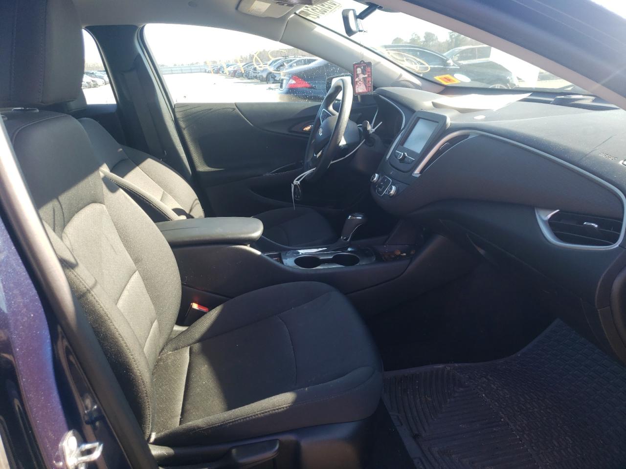 Photo 5 from auction – 2016 CHEVROLET MALIBU LS with VIN 1G1ZB5STXGF321145