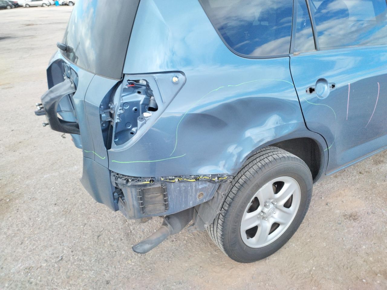 Photo 9 from auction – 2007 TOYOTA RAV4 with VIN JTMZD33V875046158