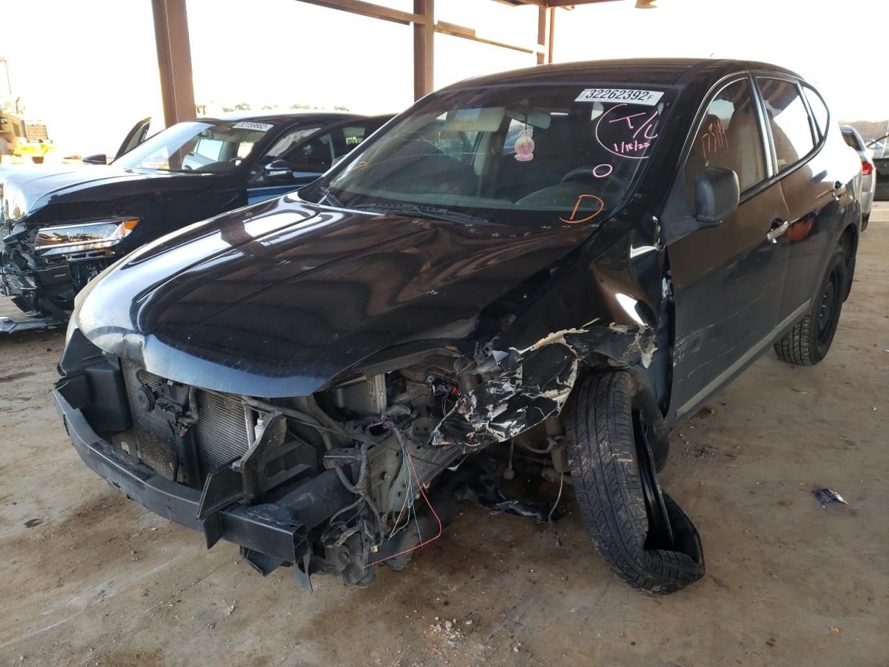 Photo 2 from auction – 2013 NISSAN ROGUE S with VIN JN8AS5MT2DW512172
