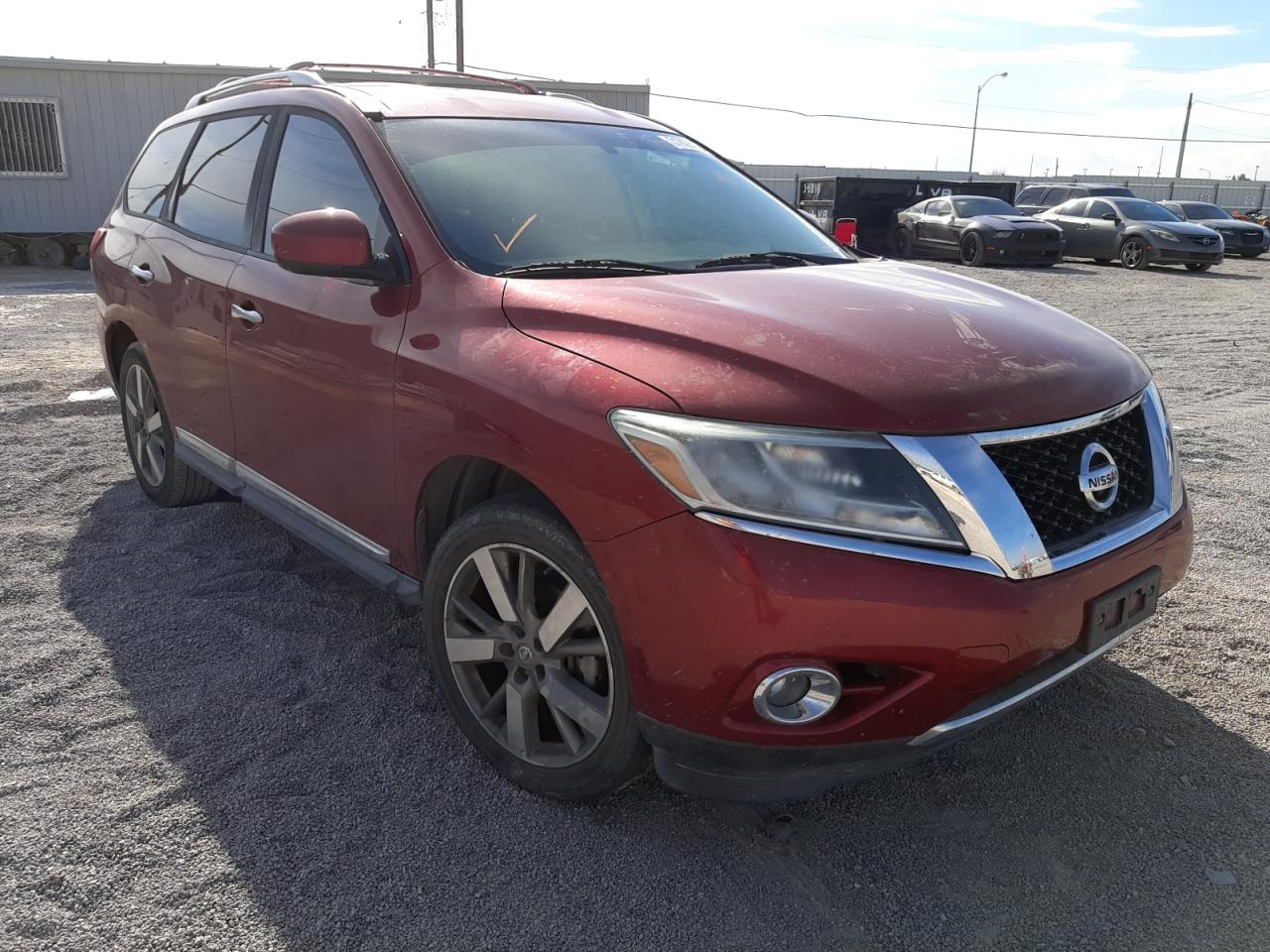NISSAN PATHFINDER 2013 with VIN 5N1AR2MNXDC655519 - Photo from auction
