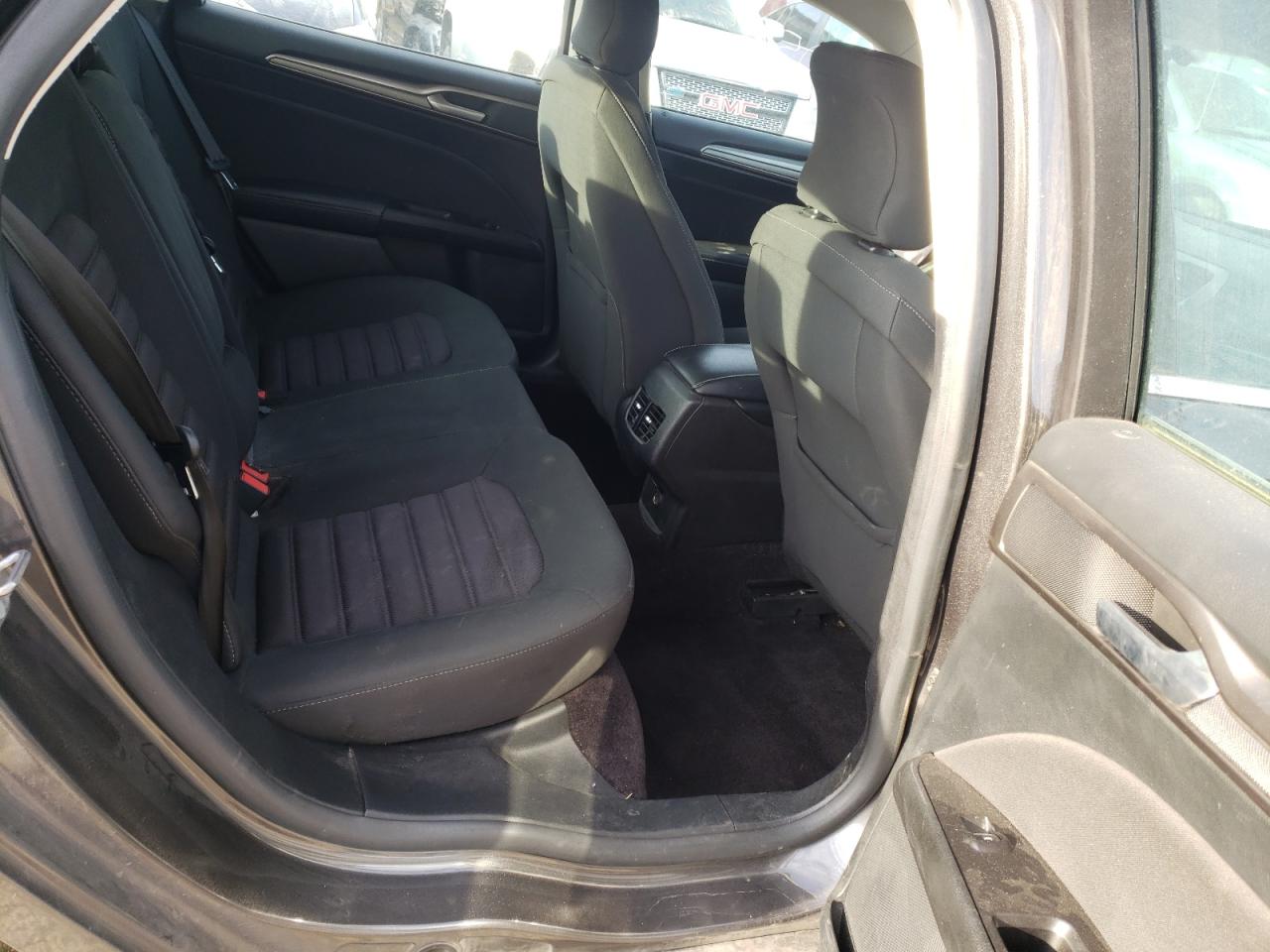 Photo 6 from auction – 2017 FORD FUSION SE with VIN 3FA6P0H76HR117686