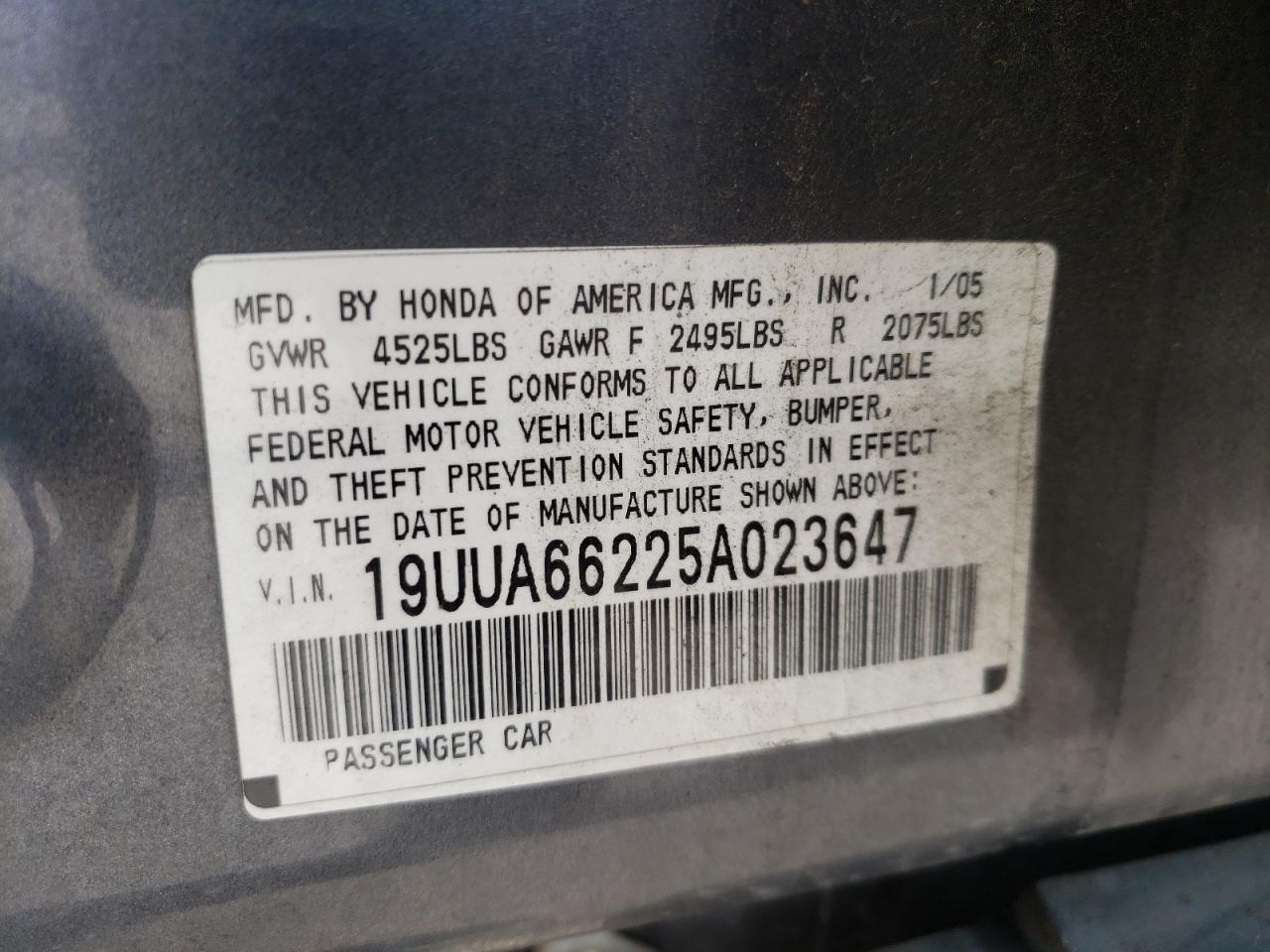 Photo 10 from auction – 2005 ACURA TL with VIN 19UUA66225A023647