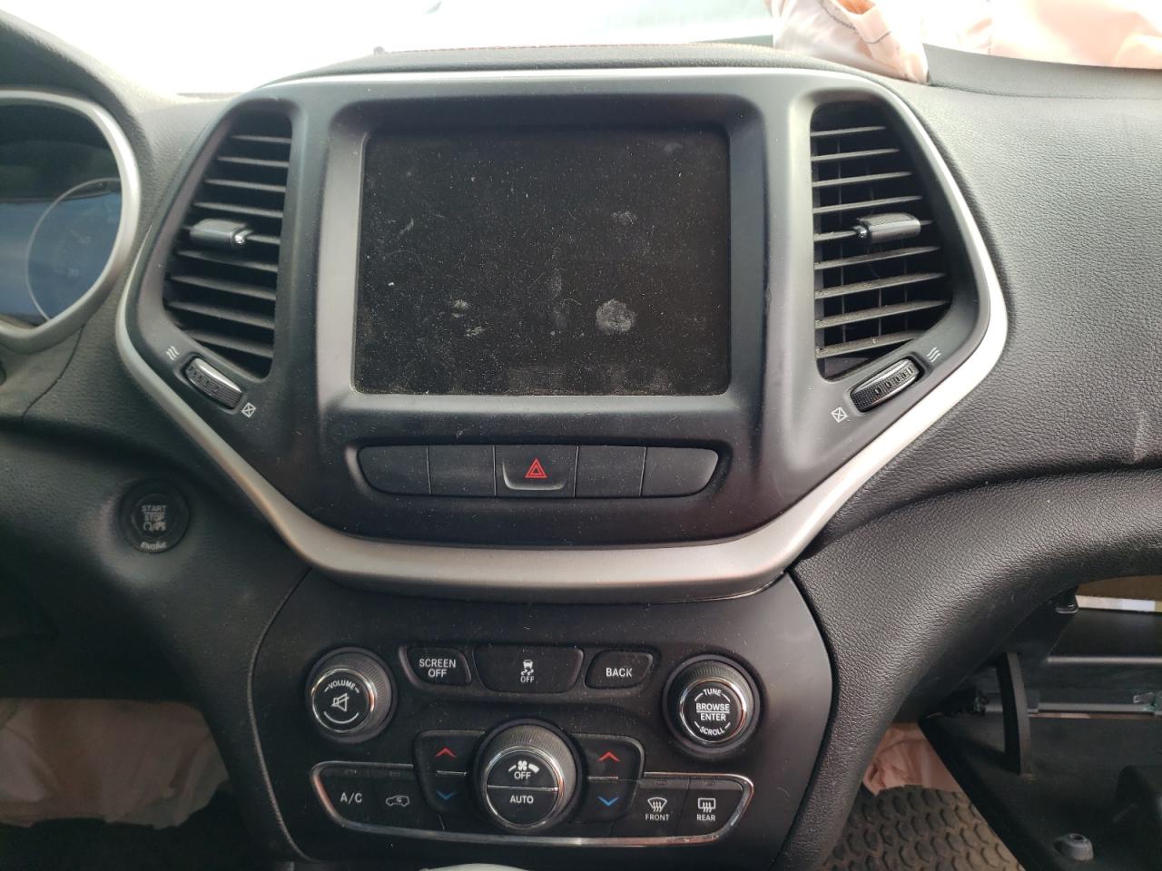 Photo 9 from auction – 2015 JEEP CHEROKEE T with VIN 1C4PJMBBXFW502991
