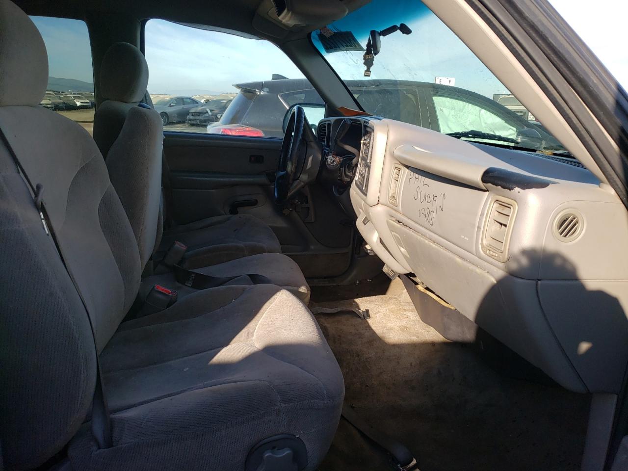 Photo 5 from auction – 2000 GMC NEW SIERRA with VIN 1GTFC29U4YZ108194