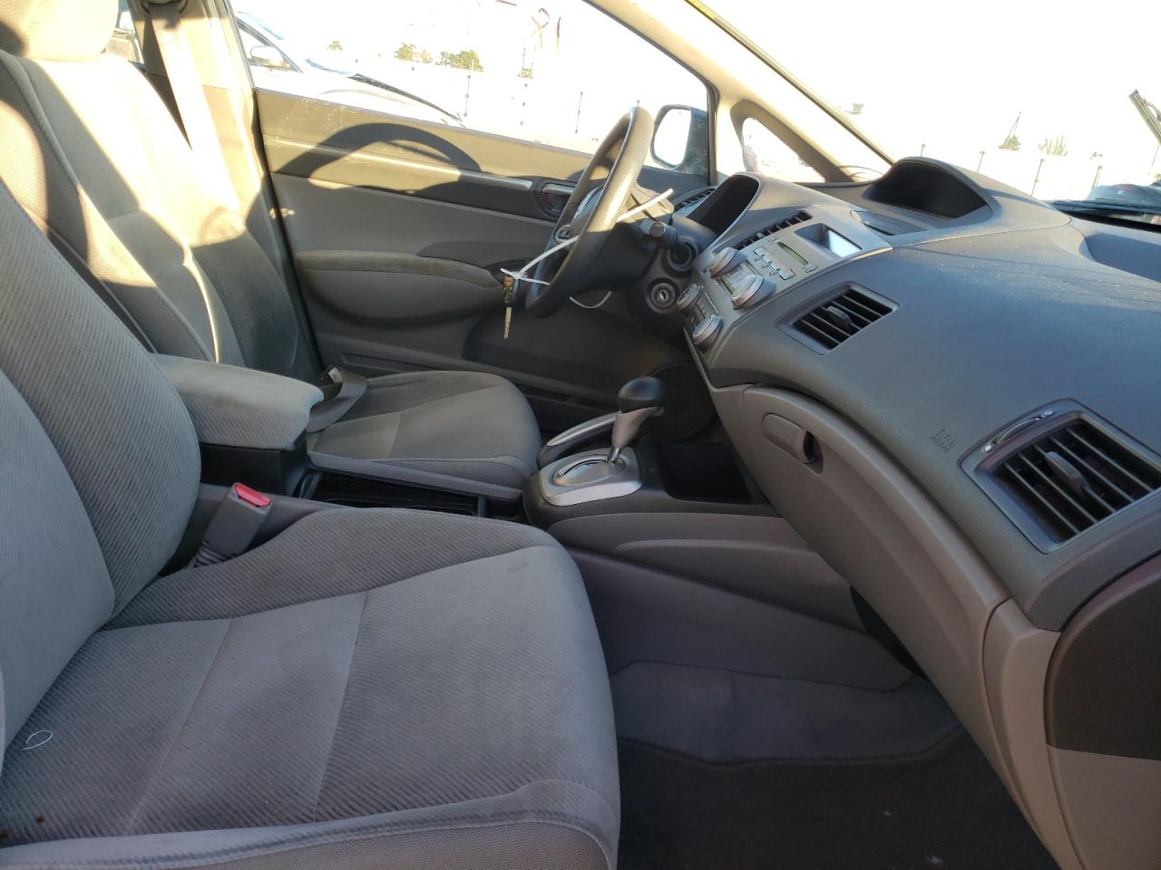 Photo 5 from auction – 2011 HONDA CIVIC EX with VIN 19XFA1F84BE013984