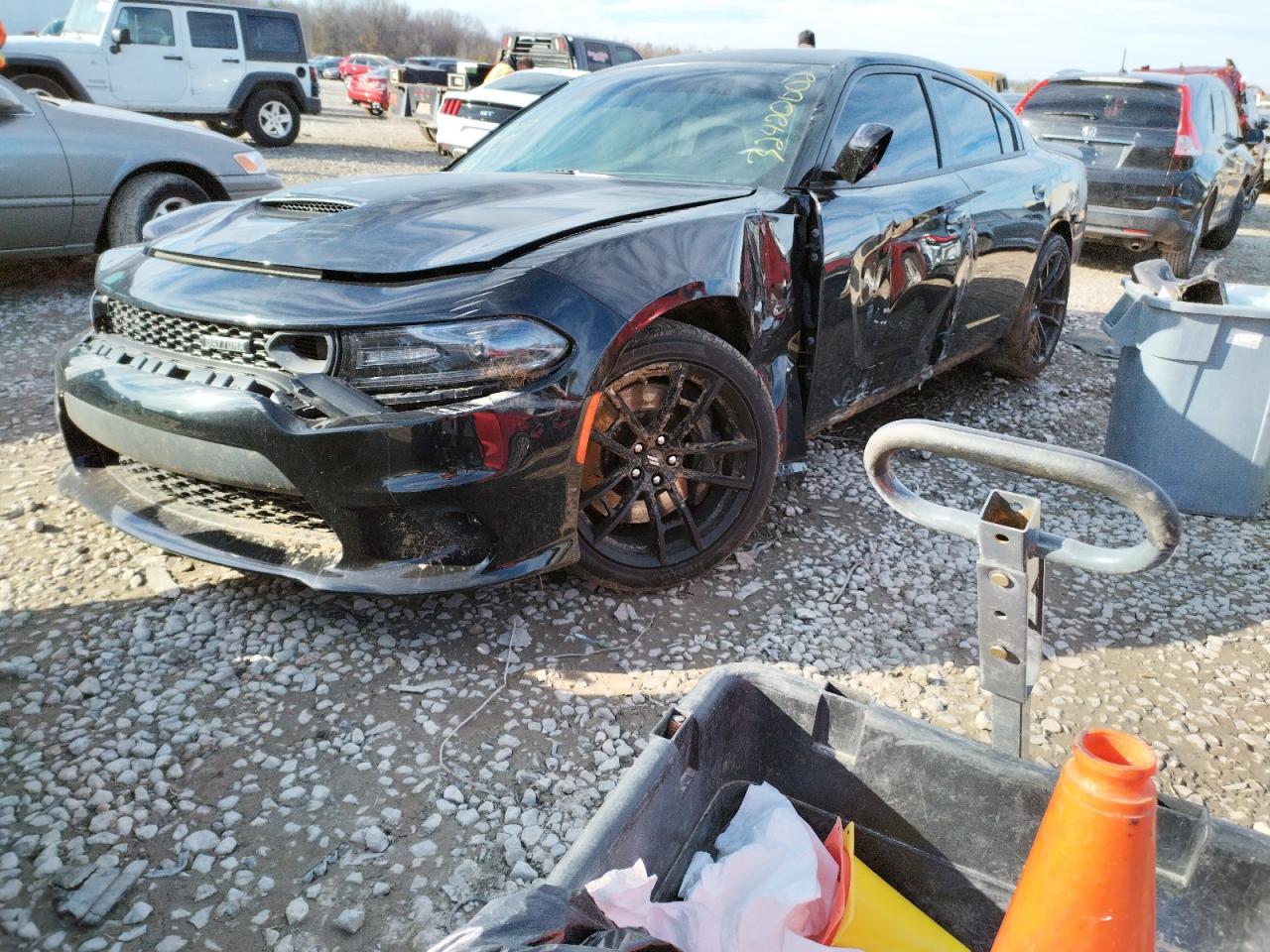 Photo 2 from auction – 2019 DODGE CHARGER SC with VIN 2C3CDXGJ4KH688757