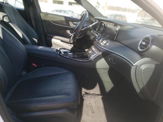 Photo 5 from auction – 2017 MERCEDES-BENZ E 300 4MAT with VIN WDDZF4KB2HA226984