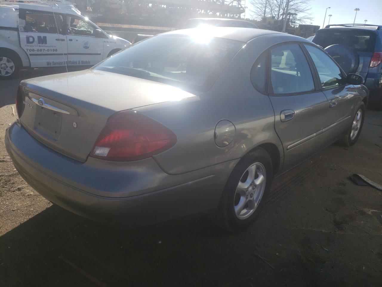 Photo 4 from auction – 2002 FORD TAURUS SE with VIN 1FAFP53U82A211743