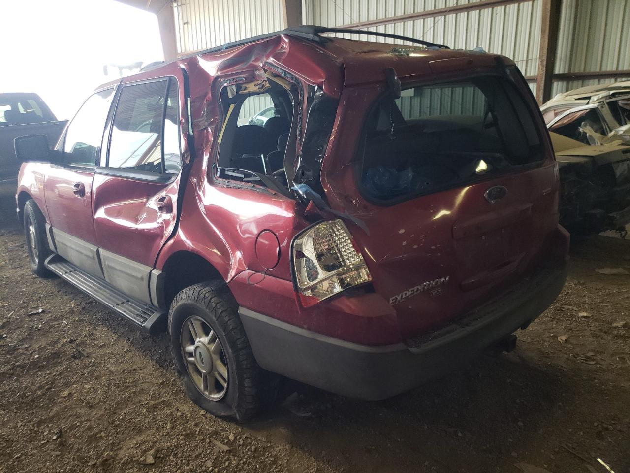 Photo 9 from auction – 2004 FORD EXPEDITION with VIN 1FMRU15W64LA01586