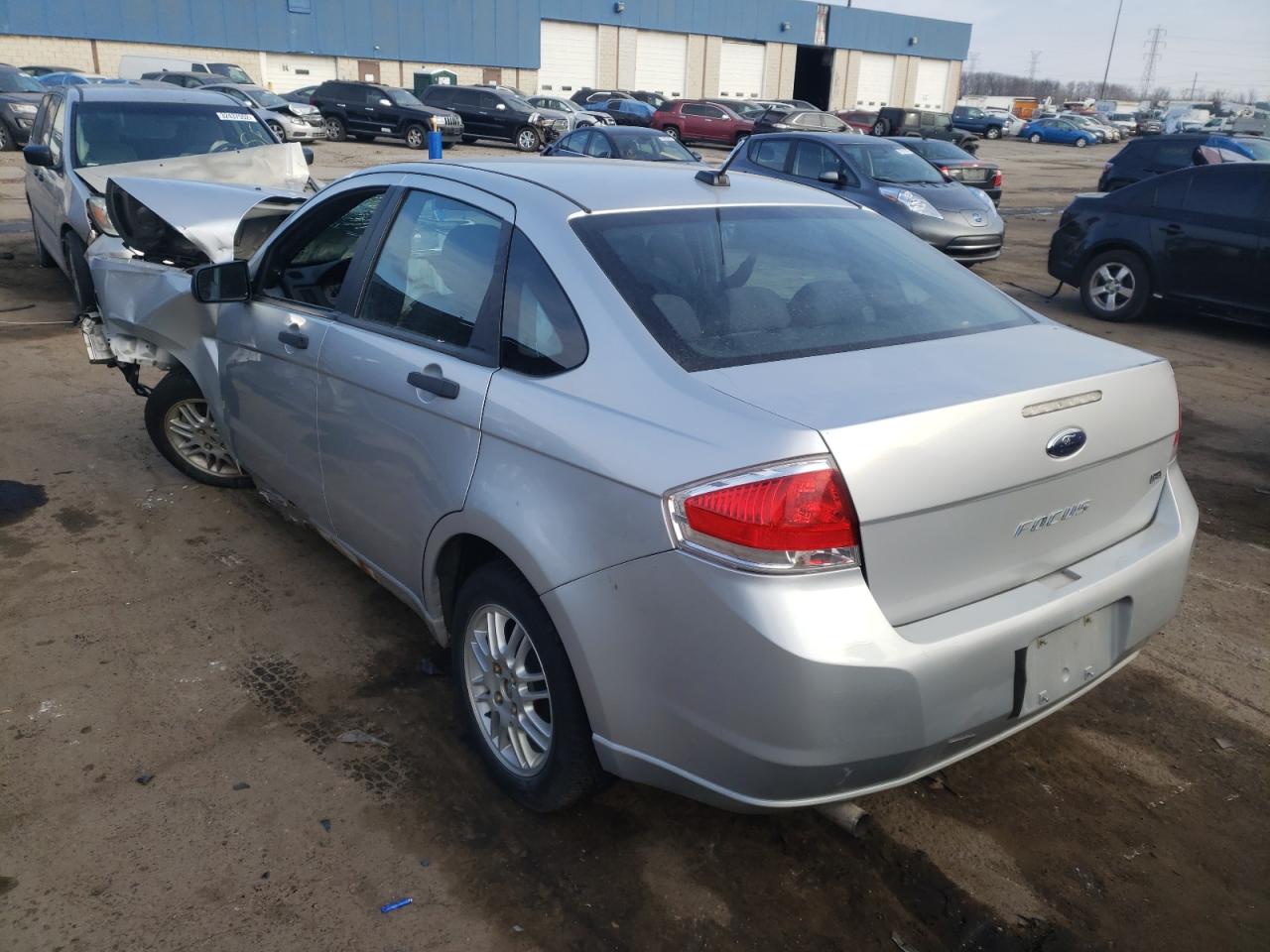 Photo 3 from auction – 2011 FORD FOCUS SE with VIN 1FAHP3FNXBW201767