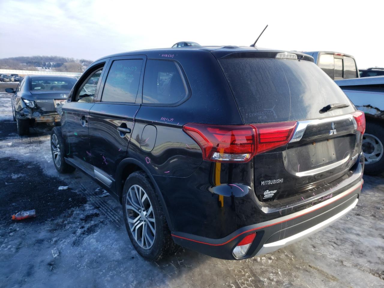 Photo 3 from auction – 2016 MITSUBISHI OUTLANDER with VIN JA4AZ3A30GZ064933