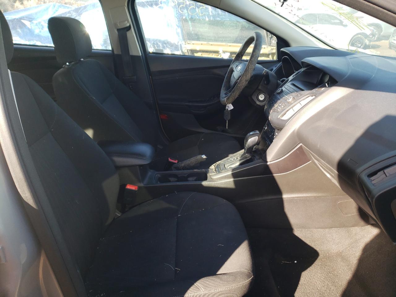 Photo 5 from auction – 2015 FORD FOCUS SE with VIN 1FADP3K2XFL369748