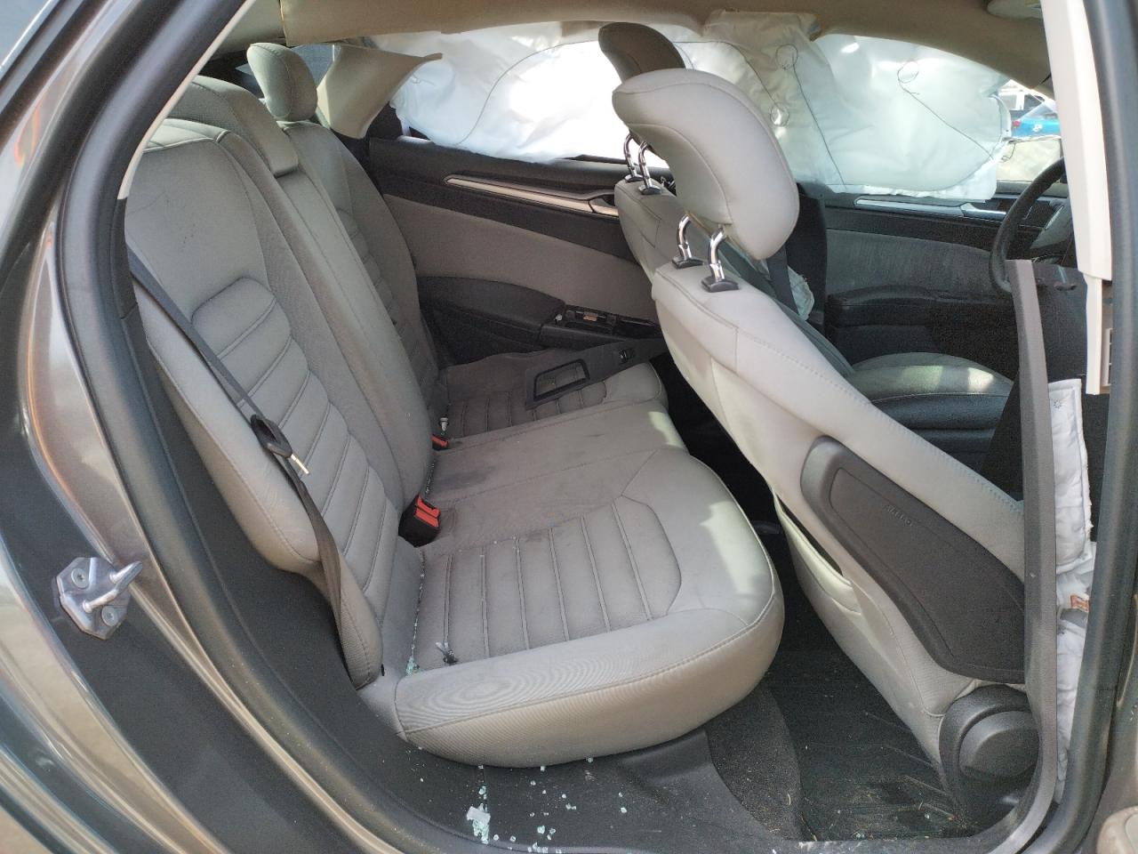 Photo 6 from auction – 2014 FORD FUSION S with VIN 1FA6P0G70E5387867