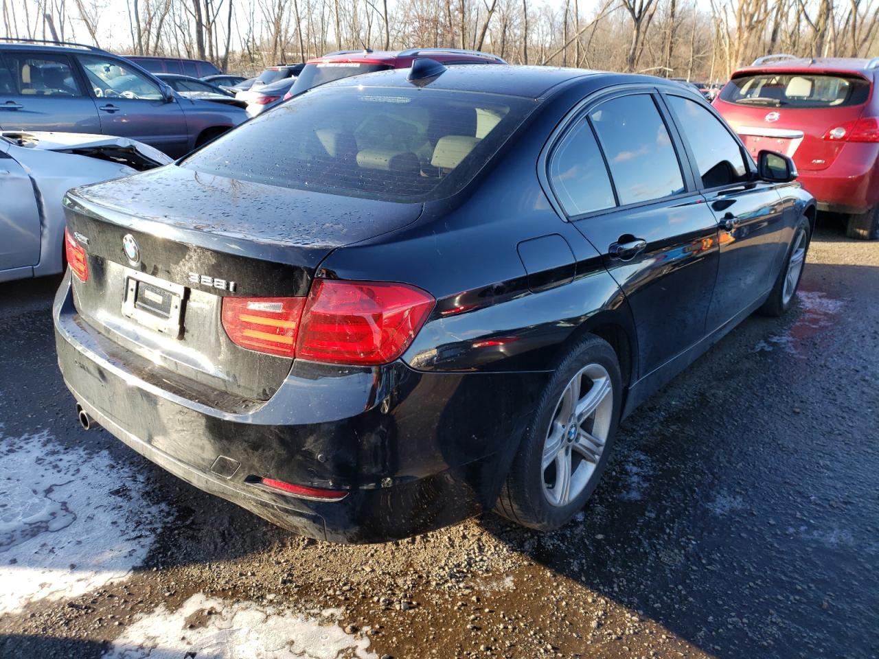Photo 4 from auction – 2015 BMW 328 XI with VIN WBA3B3G52FNT68943