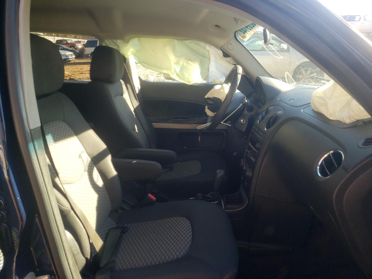 Photo 5 from auction – 2011 CHEVROLET HHR LT with VIN 3GNBABFW1BS510812