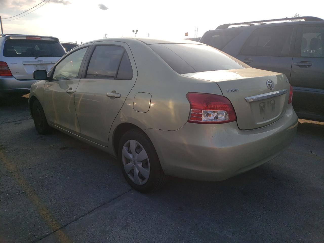 Photo 3 from auction – 2008 TOYOTA YARIS with VIN JTDBT923481212014