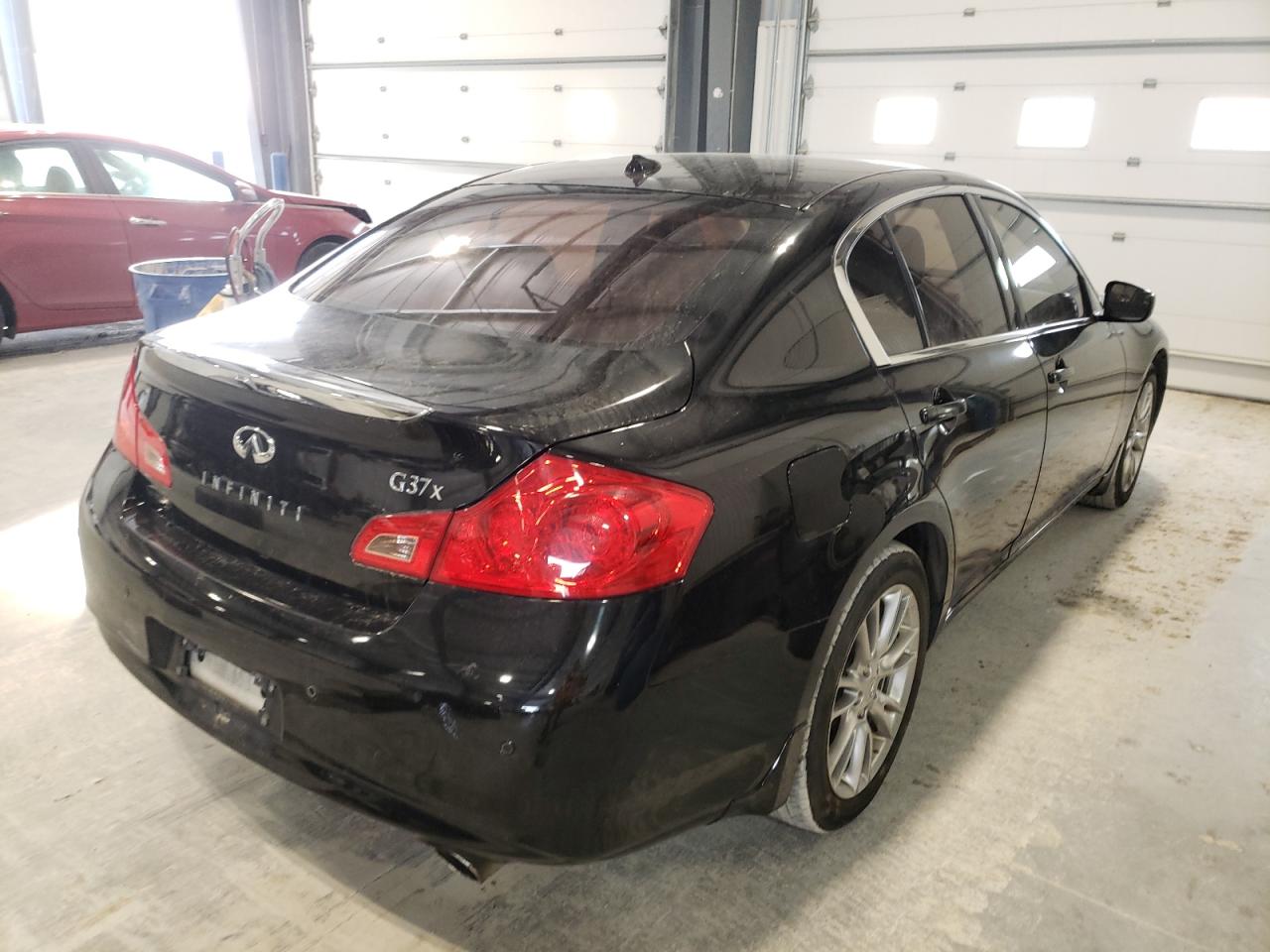 Photo 4 from auction – 2011 INFINITI G37 with VIN JN1CV6AR7BM354482