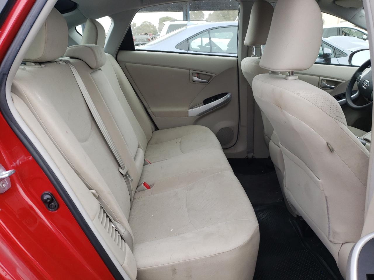 Photo 6 from auction – 2013 TOYOTA PRIUS with VIN JTDKN3DU4D5577096