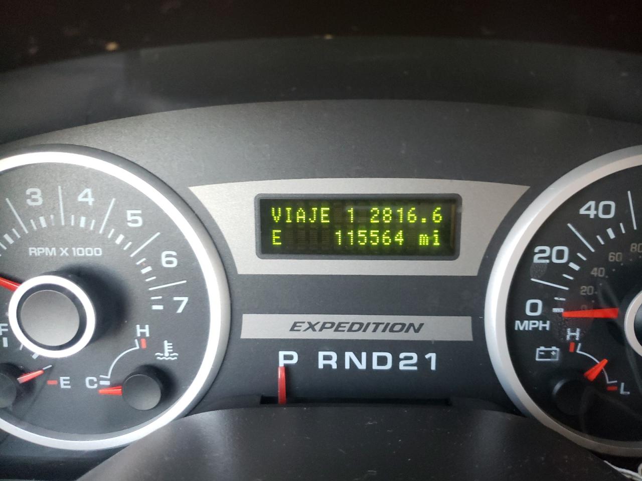 Photo 8 from auction – 2005 FORD EXPEDITION with VIN 1FMFU17595LA33828
