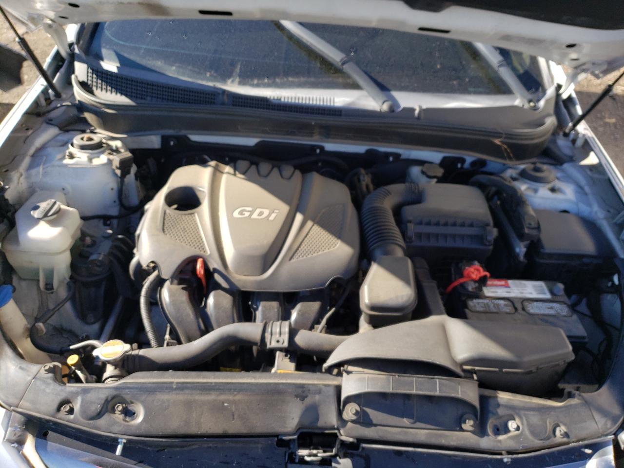 Photo 7 from auction – 2011 HYUNDAI SONATA with VIN 5NPEC4ACXBH198878