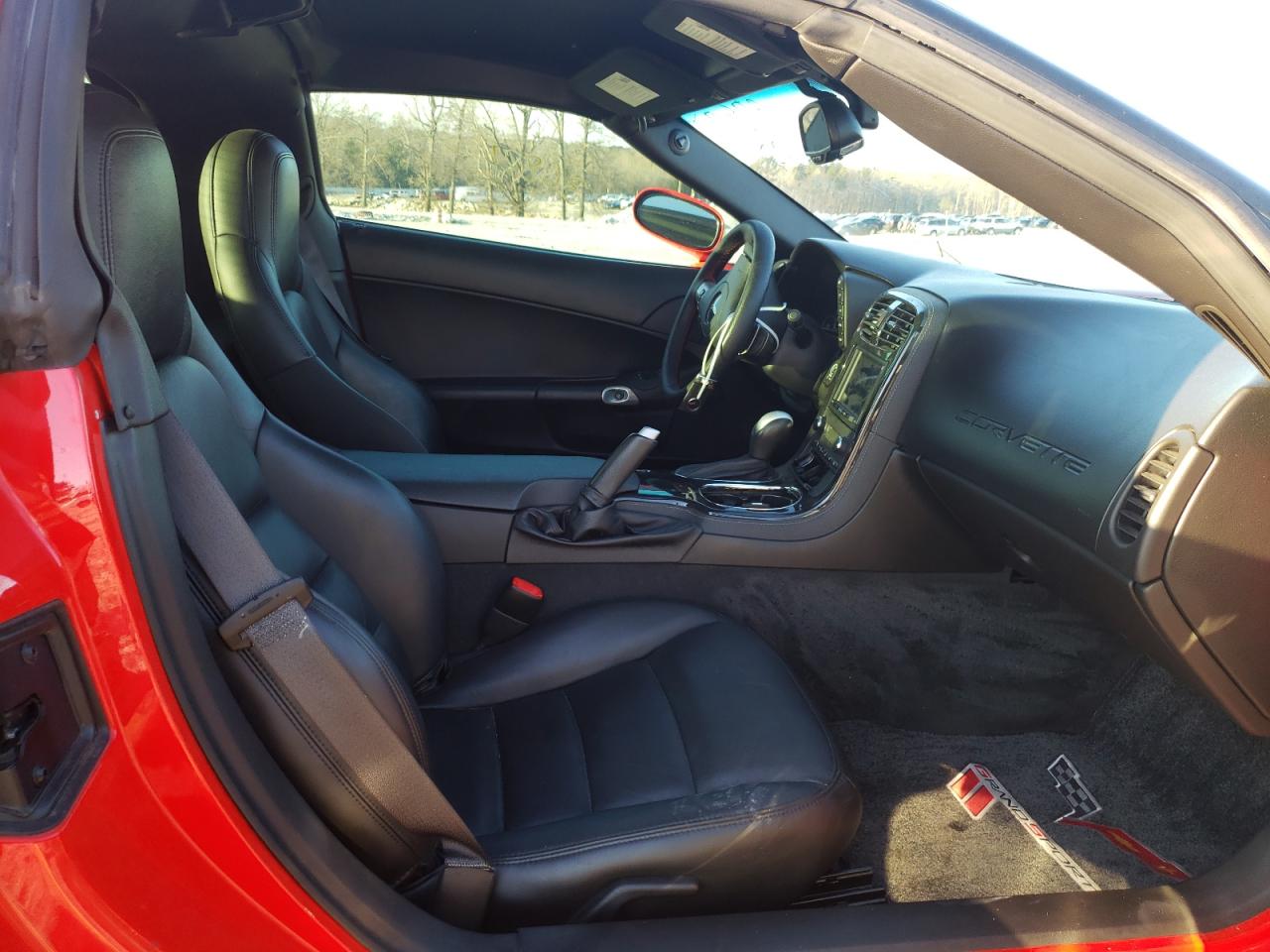 Photo 5 from auction – 2011 CHEVROLET CORVETTE G with VIN 1G1YU2DW0B5110854