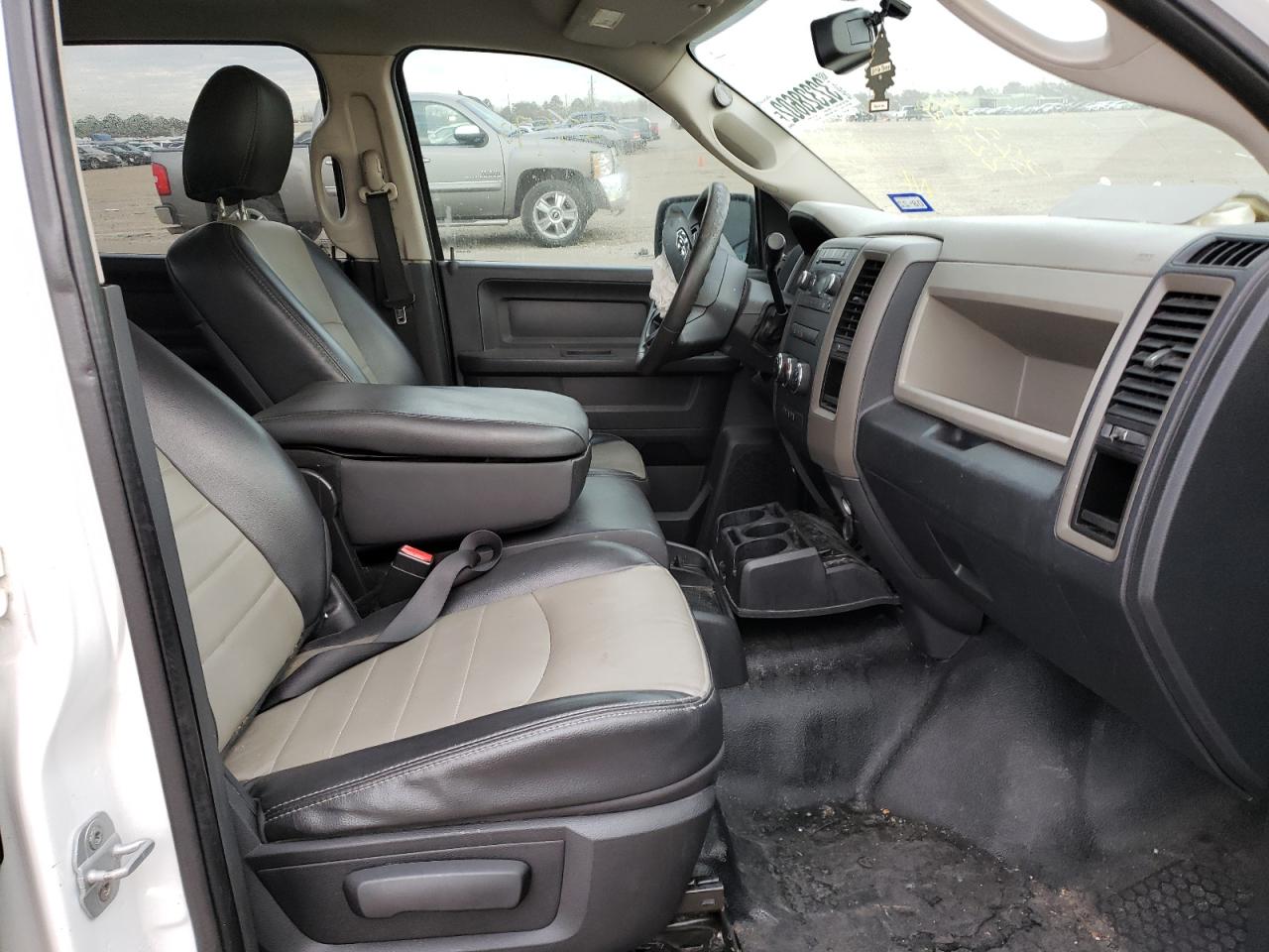 Photo 5 from auction – 2012 DODGE RAM 1500 S with VIN 1C6RD6FP8CS116730