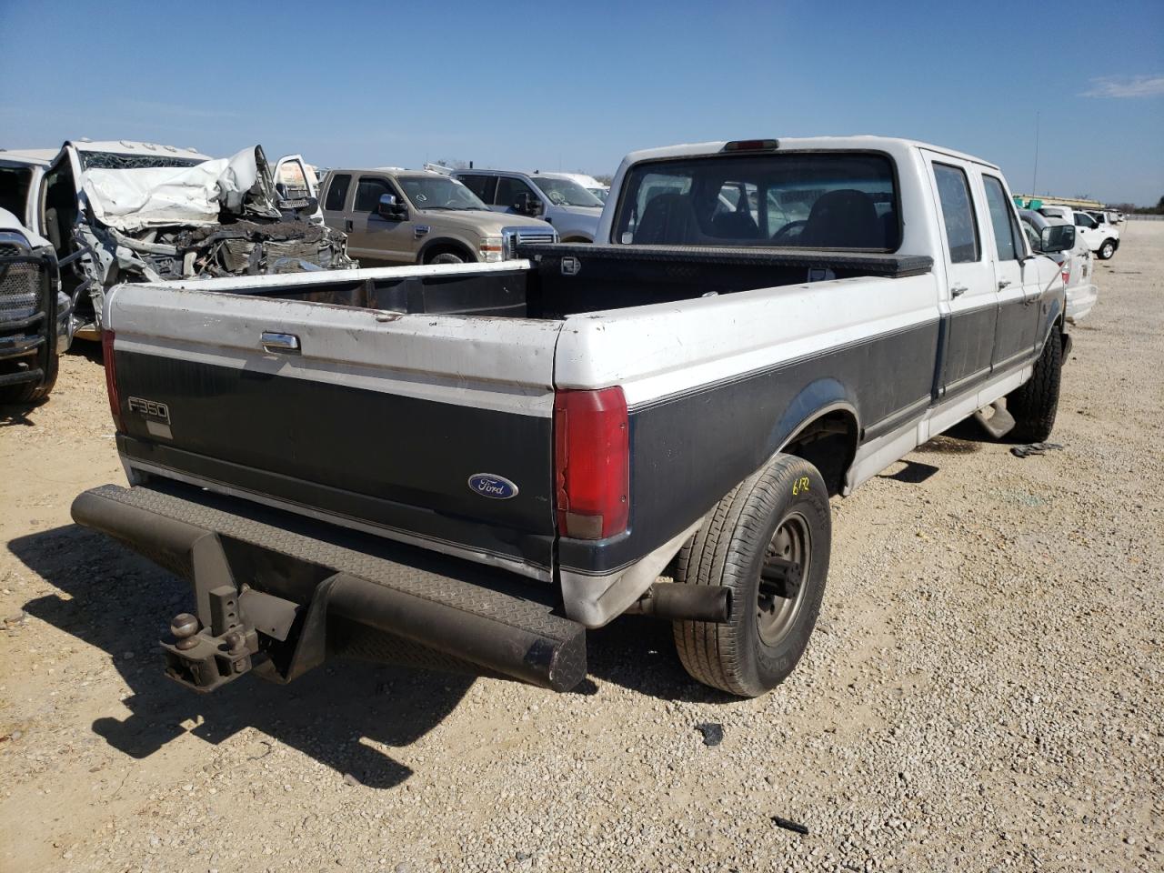 Photo 4 from auction – 1997 FORD F350 with VIN 1FTJW35FXVEC80618