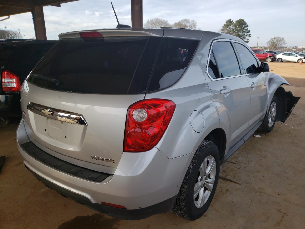 Photo 4 from auction – 2015 CHEVROLET EQUINOX LS with VIN 2GNALAEK3F1100884