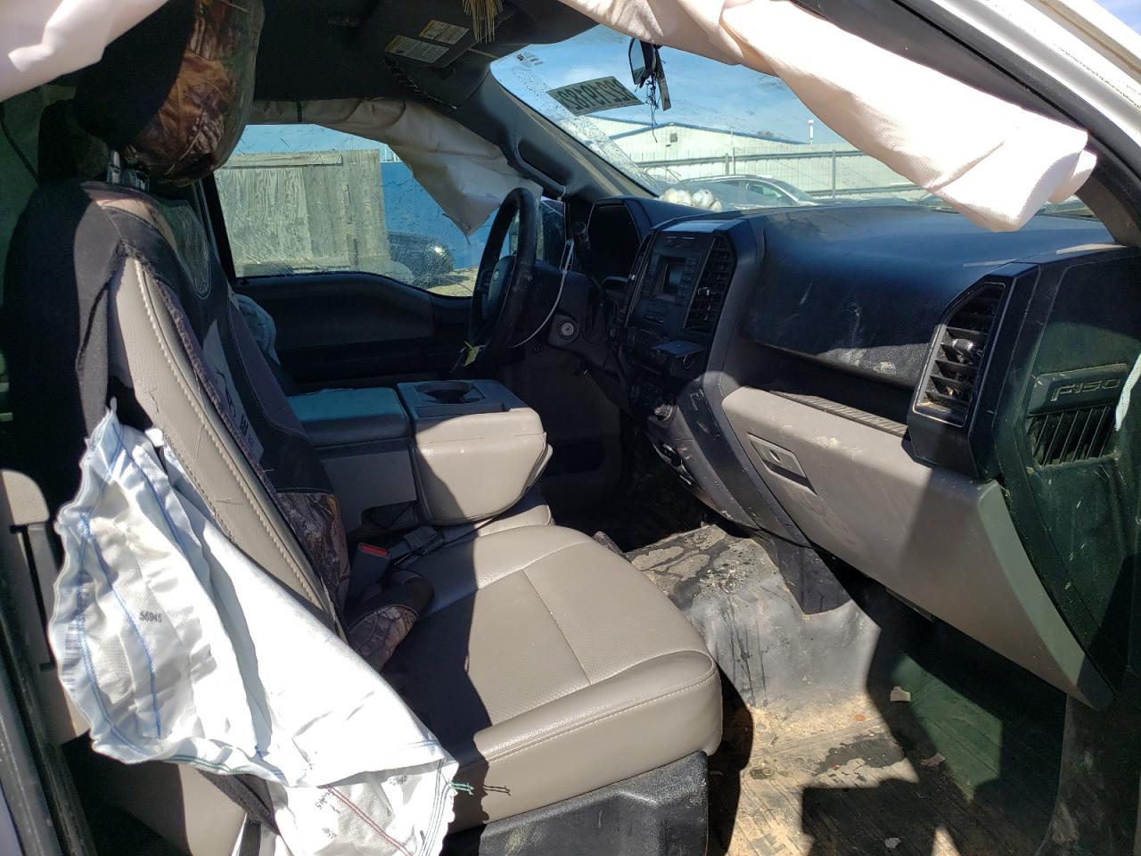 Photo 5 from auction – 2015 FORD F150 SUPER with VIN 1FTFX1EF2FKD44905