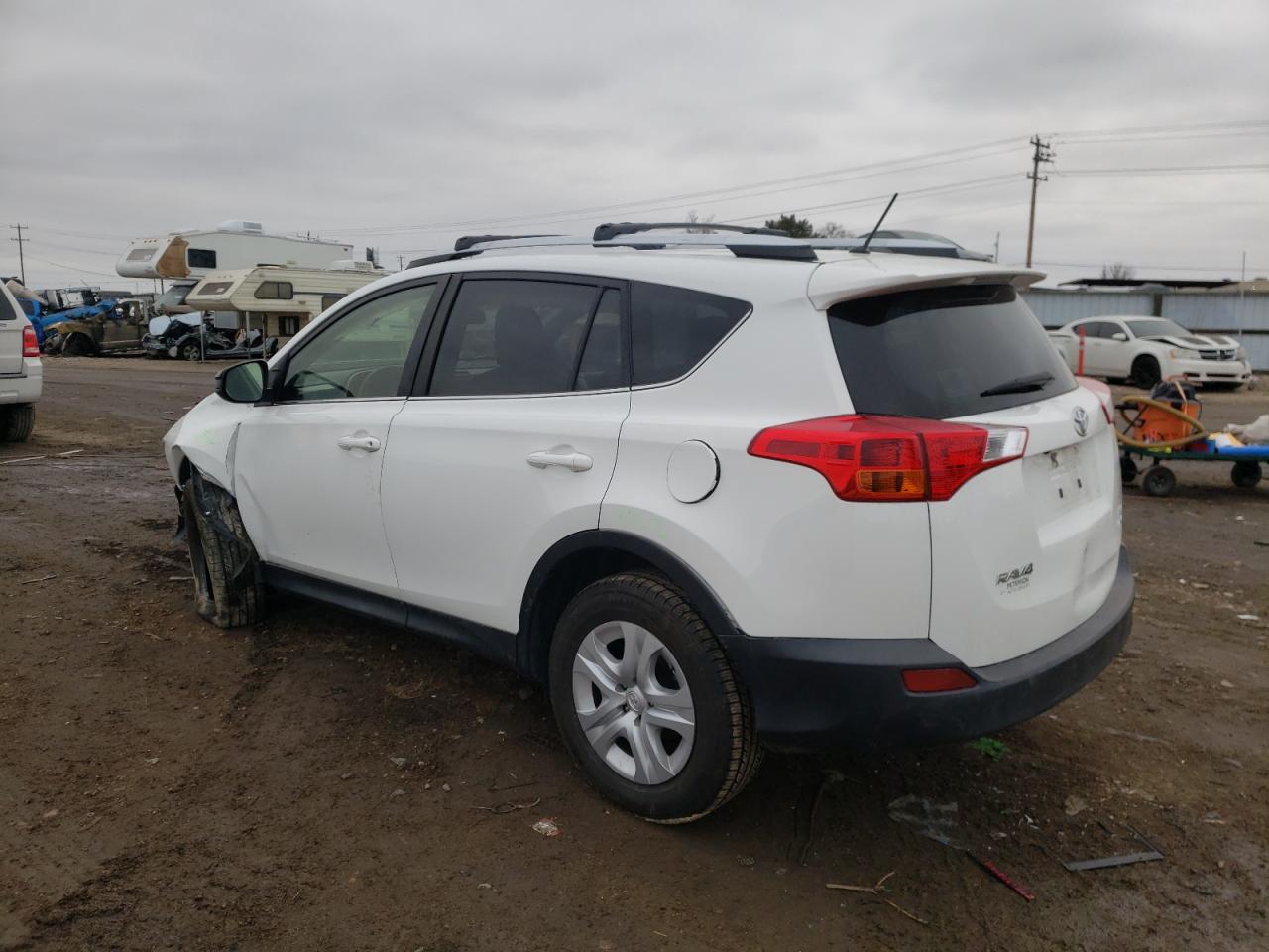 Photo 3 from auction – 2015 TOYOTA RAV4 LE with VIN JTMBFREV9FJ015194